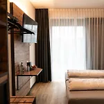 Sekra Stadthotel מלון *