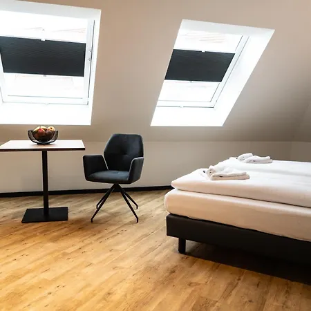 Sekra Stadthotel 하이덴하임안데어브렌츠