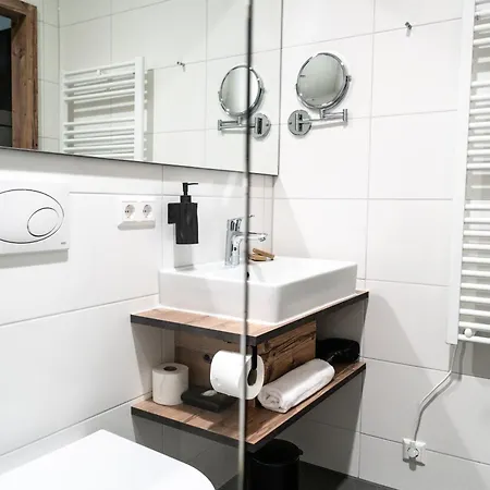 Sekra Stadthotel * 하이덴하임안데어브렌츠