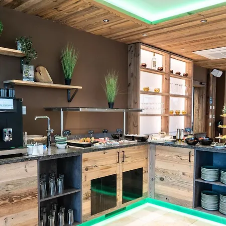 Sekra Stadthotel * 하이덴하임안데어브렌츠