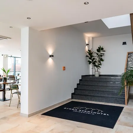 מלון Sekra Stadthotel
