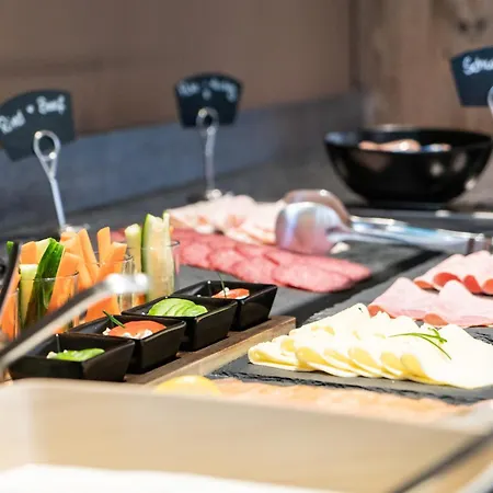 Sekra Stadthotel 호텔