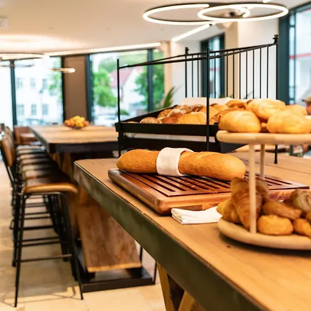 Sekra Stadthotel 호텔 *