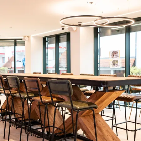 Sekra Stadthotel 호텔 *