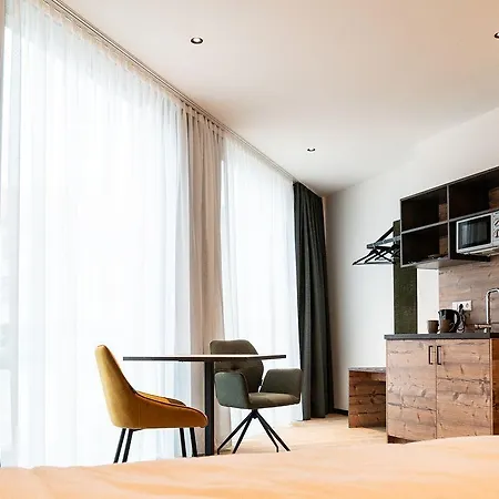 Sekra Stadthotel * 하이덴하임안데어브렌츠