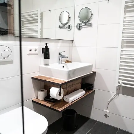 Sekra Stadthotel ホテル *