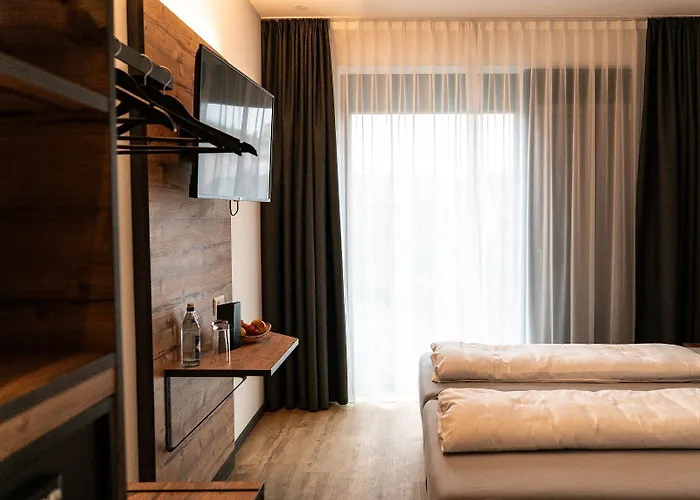 Sekra Stadthotel 호텔 *